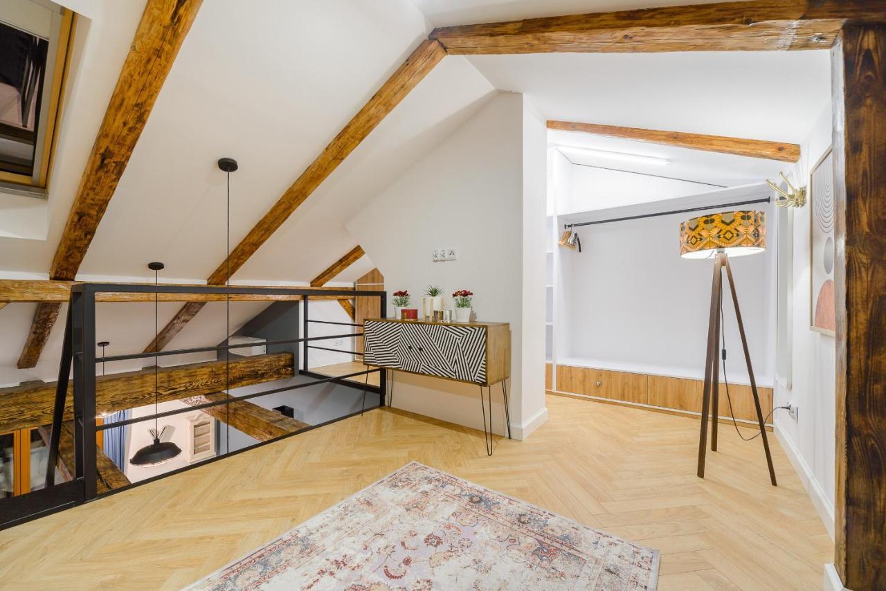 Lumina 2-Level Apartment With Balcony Lodz  Luaran gambar