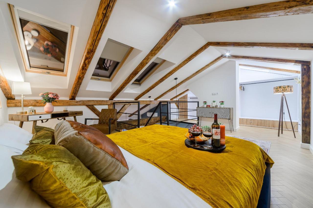 Lumina 2-Level Apartment With Balcony Lodz  Luaran gambar